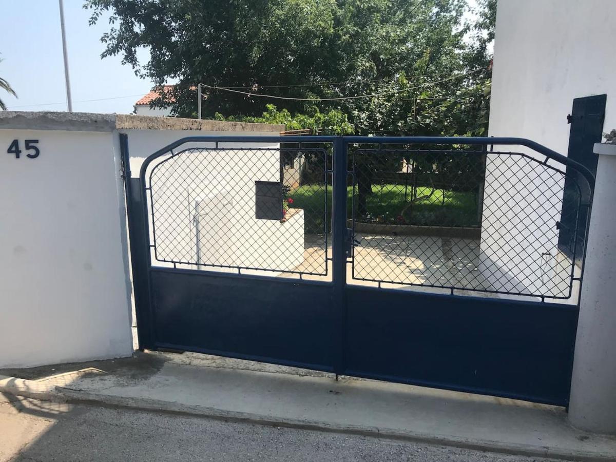 Liznjan - Blue Gate Manor Villa Luaran gambar